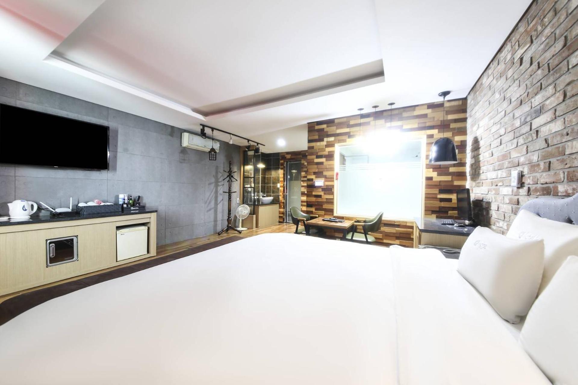 Q5 Hotel Busan Songdo Exterior photo